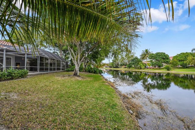 4911 NW 103rd Avenue, Coral Springs, FL 33076