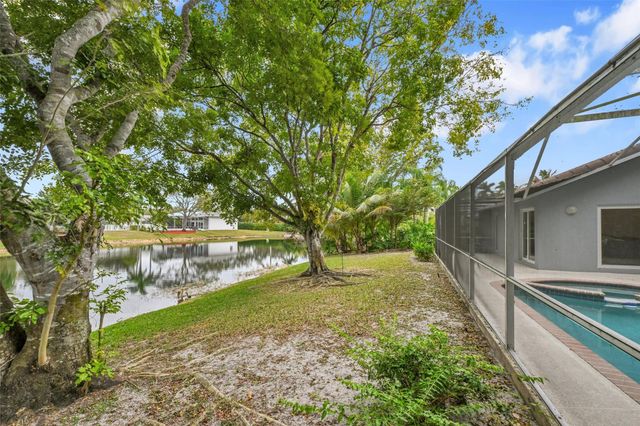 4911 NW 103rd Avenue, Coral Springs, FL 33076