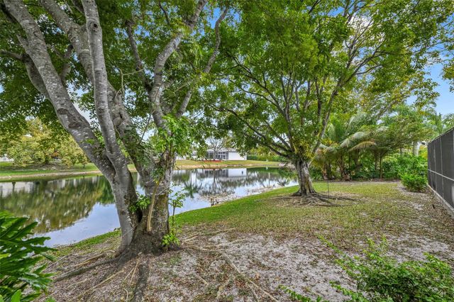 4911 NW 103rd Avenue, Coral Springs, FL 33076