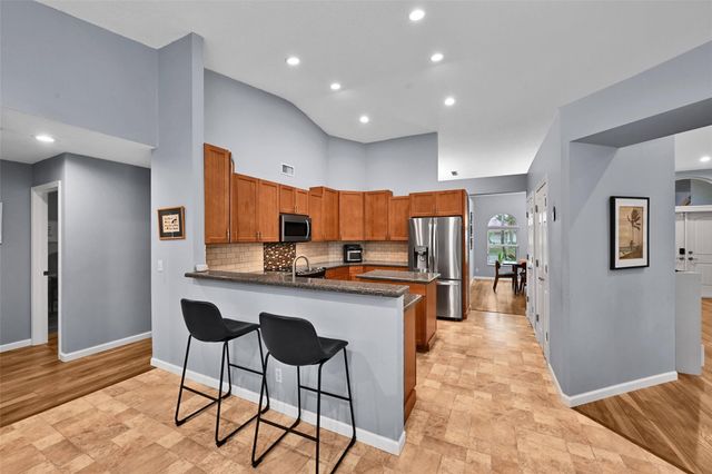 4911 NW 103rd Avenue, Coral Springs, FL 33076