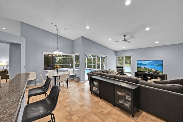 4911 NW 103rd Avenue, Coral Springs, FL 33076