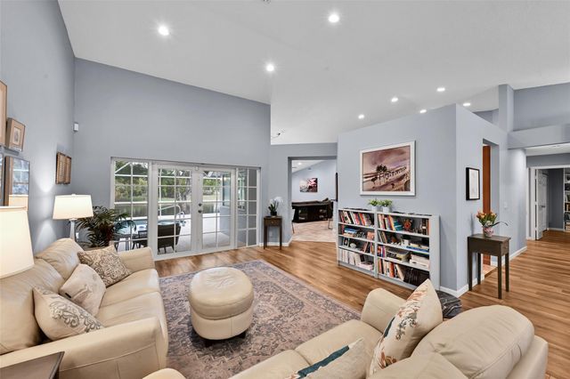 4911 NW 103rd Avenue, Coral Springs, FL 33076