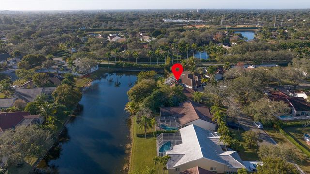 4911 NW 103rd Avenue, Coral Springs, FL 33076