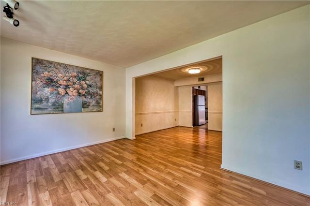 5617 Seven Pines WAY, Virginia Beach, VA 23464