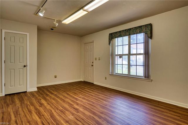 5617 Seven Pines WAY, Virginia Beach, VA 23464