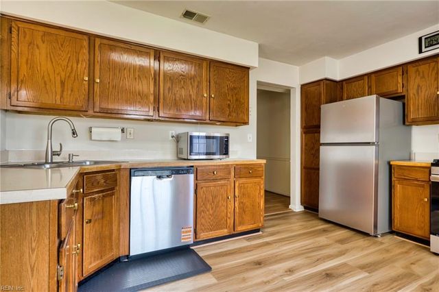 5617 Seven Pines WAY, Virginia Beach, VA 23464