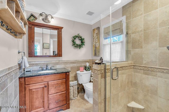 111 Harding Road, Freehold, NJ 07728