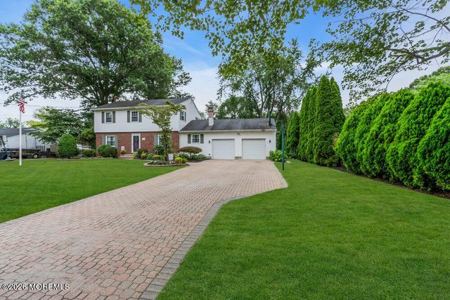 111 Harding Road, Freehold, NJ 07728