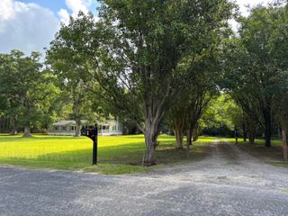 271 State Rd S-38-1891, Elloree, SC 29047