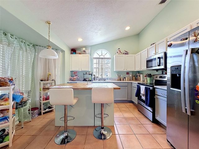 230 HYPOLITA AVENUE, Davenport, FL 33897