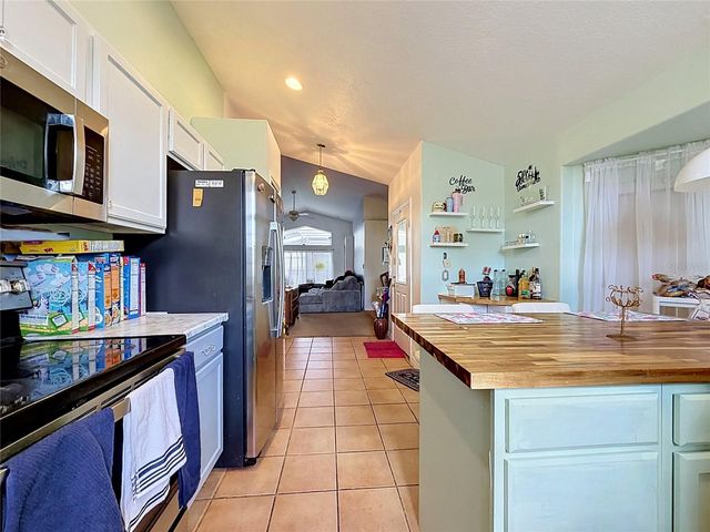 230 HYPOLITA AVENUE, Davenport, FL 33897
