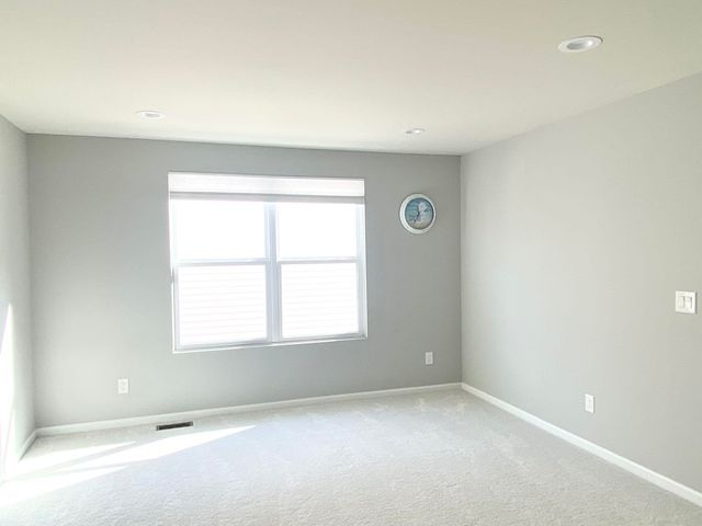 2835 Dillon Drive, Ann Arbor, MI 48105