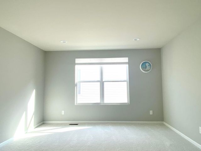 2835 Dillon Drive, Ann Arbor, MI 48105