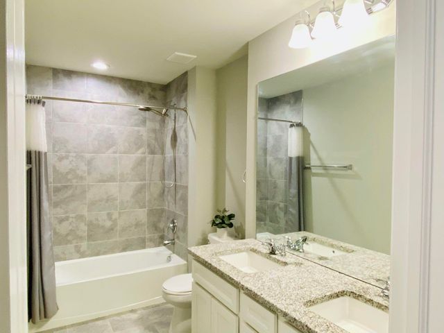 2835 Dillon Drive, Ann Arbor, MI 48105