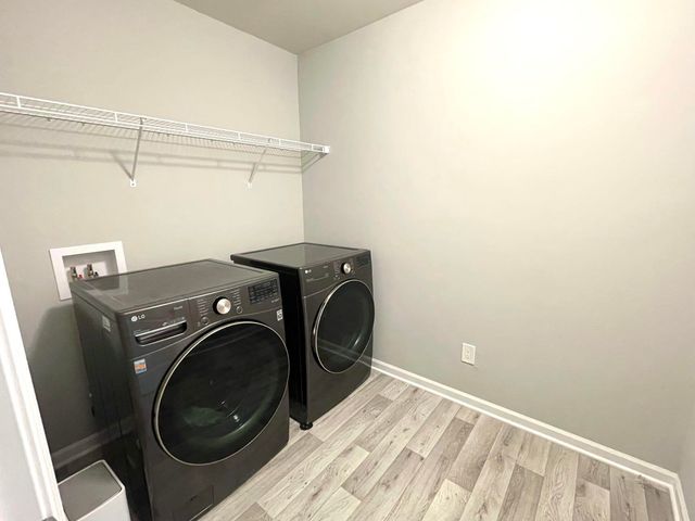 2835 Dillon Drive, Ann Arbor, MI 48105