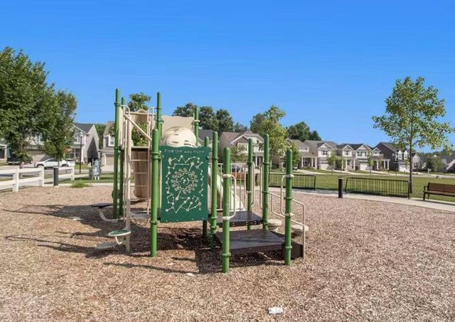 2835 Dillon Drive, Ann Arbor, MI 48105