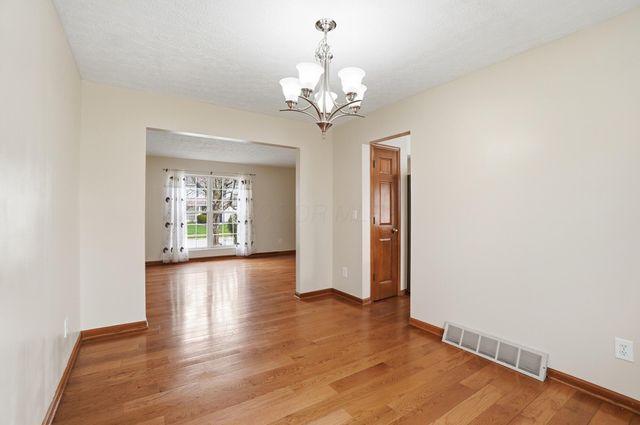 6117 Jimson Drive, Galloway, OH 43119