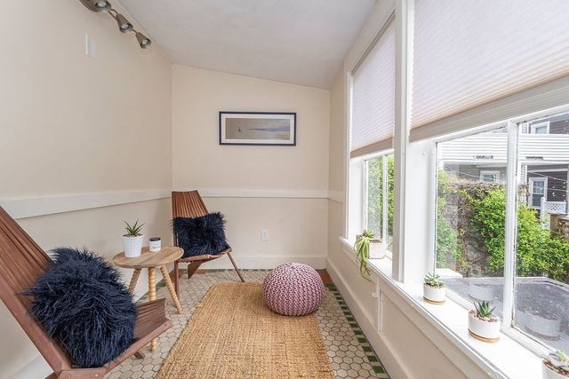 8 Alfred St, Medford, MA 02155