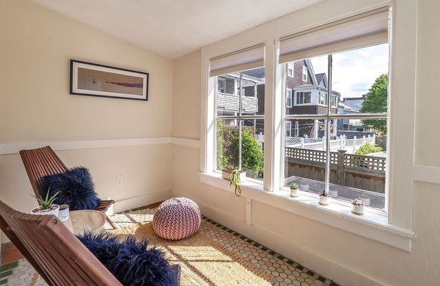 8 Alfred St, Medford, MA 02155