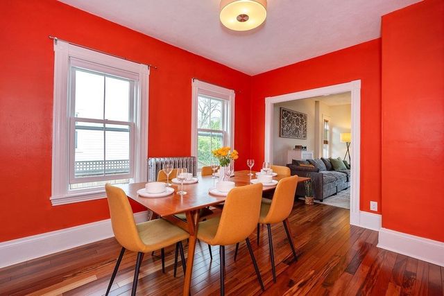8 Alfred St, Medford, MA 02155