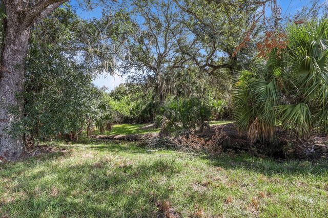 2460 Sweetwater Drive, Fort Pierce, FL 34981