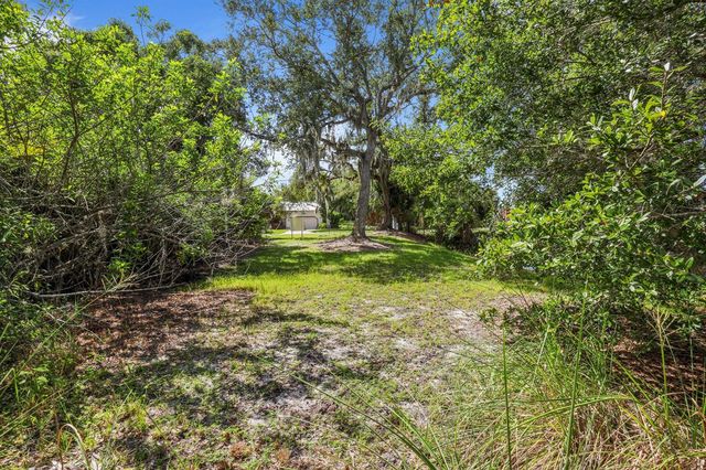 2460 Sweetwater Drive, Fort Pierce, FL 34981