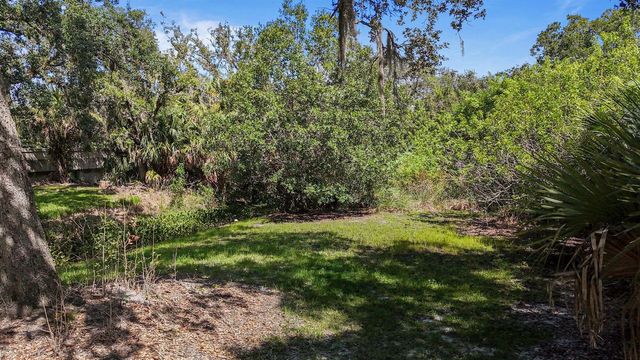 2460 Sweetwater Drive, Fort Pierce, FL 34981