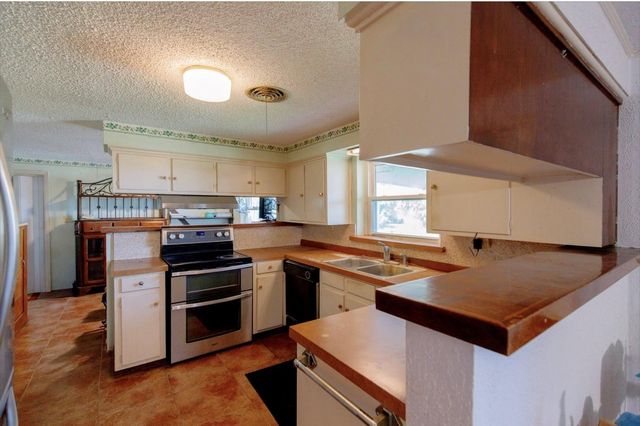 30 Terrace Drive, Point Blank, TX 77364