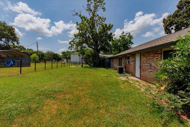 30 Terrace Drive, Point Blank, TX 77364