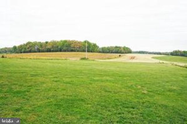 22 SLEEPY HOLLOW RD, Nottingham, PA 19362