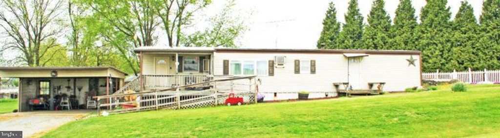 22 SLEEPY HOLLOW RD, Nottingham, PA 19362