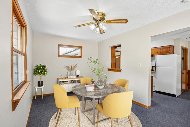 6100 Gordon Avenue, Des Moines, IA 50312
