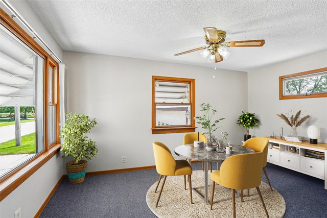 6100 Gordon Avenue, Des Moines, IA 50312
