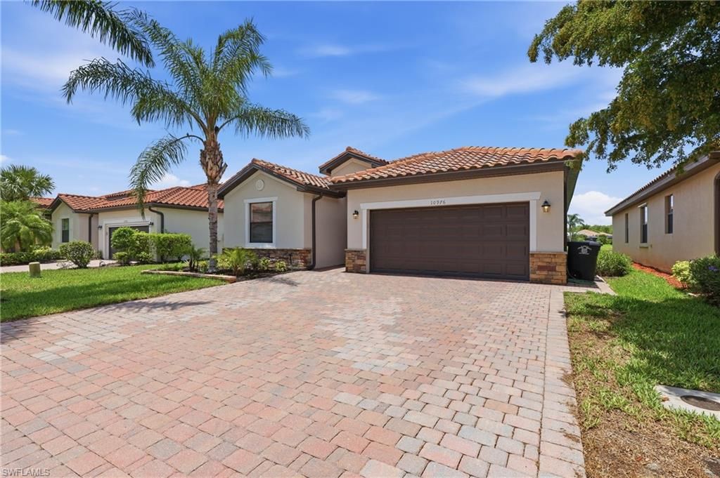 10976 Cherry Laurel DR, FORT MYERS, FL 33912 — photo 5