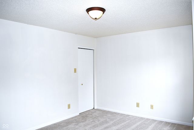 1795 Feather Reed Lane, Greenwood, IN 46143