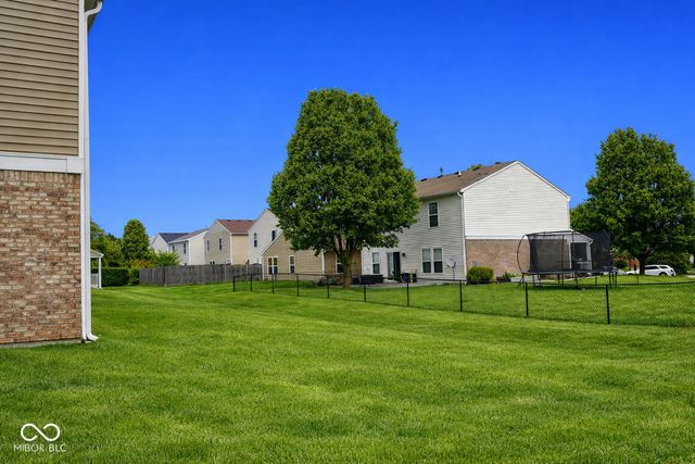 1795 Feather Reed Lane, Greenwood, IN 46143