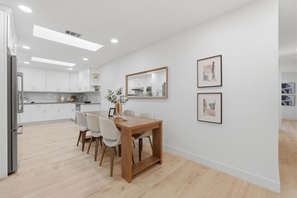 Image 13 of property listing at 4556 Harwood Road, San Jose, CA 95124