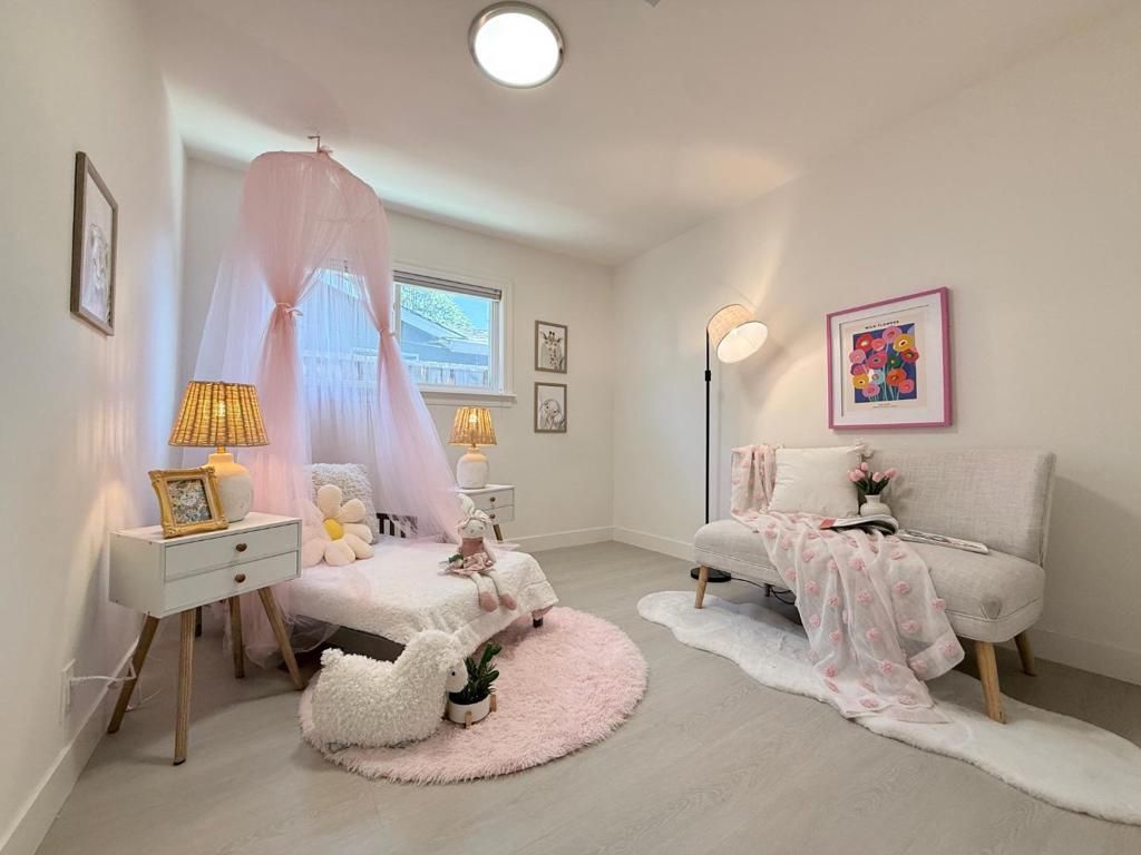 Image 20 of property listing at 4556 Harwood Road, San Jose, CA 95124