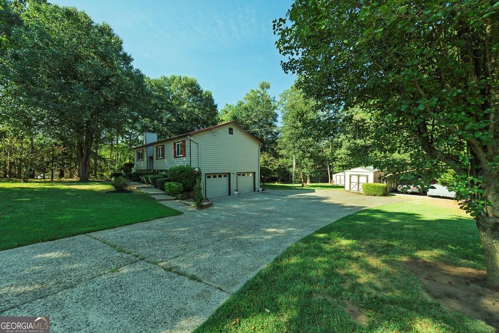101 Holly Creek Court, Woodstock, GA 30188 — photo 4