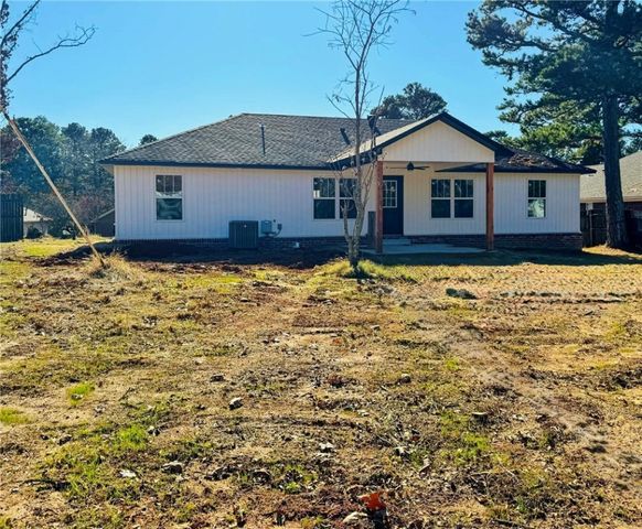 1018 E Norristown Circle, Russellville, AR 72802