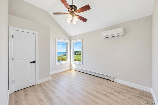 891 S Bay Street, Lindenhurst, NY 11757