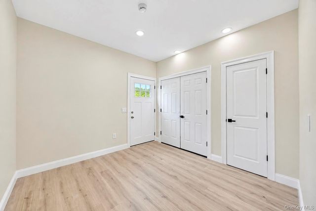 891 S Bay Street, Lindenhurst, NY 11757