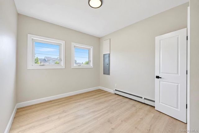 891 S Bay Street, Lindenhurst, NY 11757