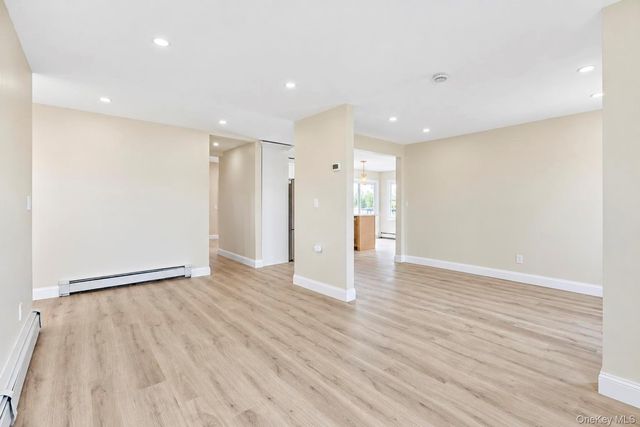 891 S Bay Street, Lindenhurst, NY 11757