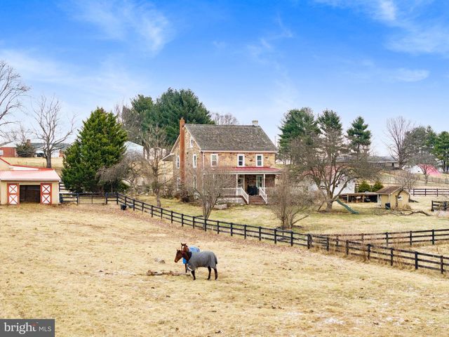 1202 W BRIDGE ST, Spring City, PA 19475