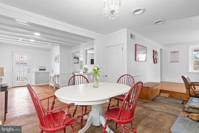 1202 W BRIDGE ST, Spring City, PA 19475