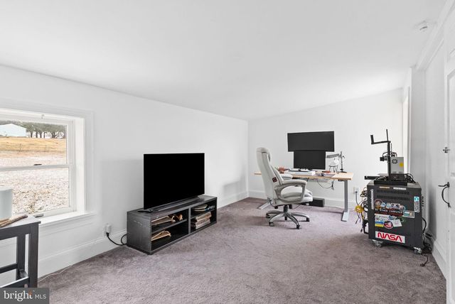 1202 W BRIDGE ST, Spring City, PA 19475