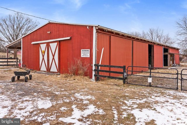 1202 W BRIDGE ST, Spring City, PA 19475