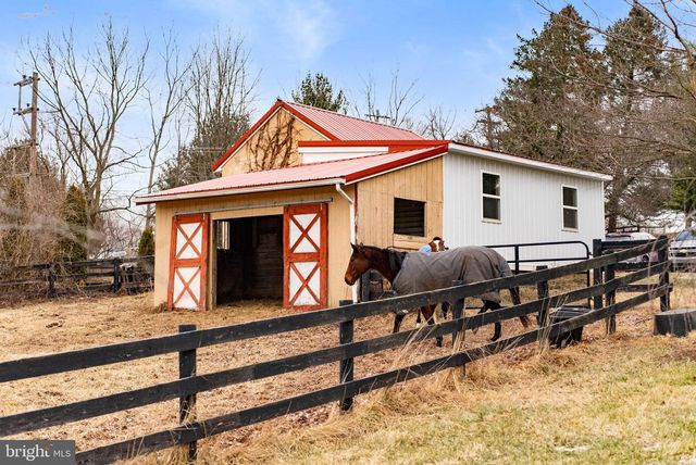 1202 W BRIDGE ST, Spring City, PA 19475