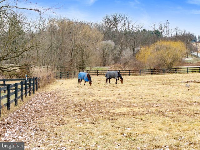 1202 W BRIDGE ST, Spring City, PA 19475